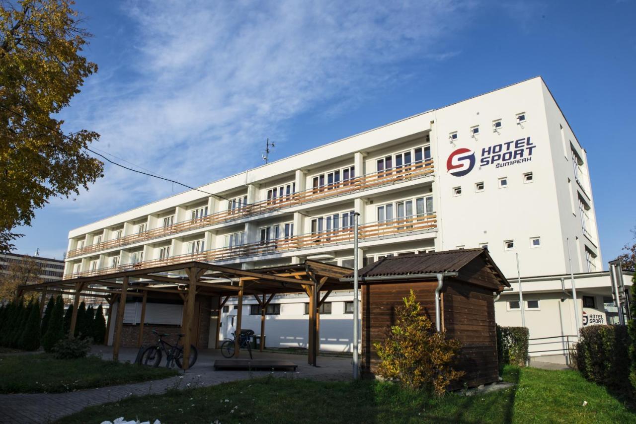 Hotel Sport Šumperk Esterno foto